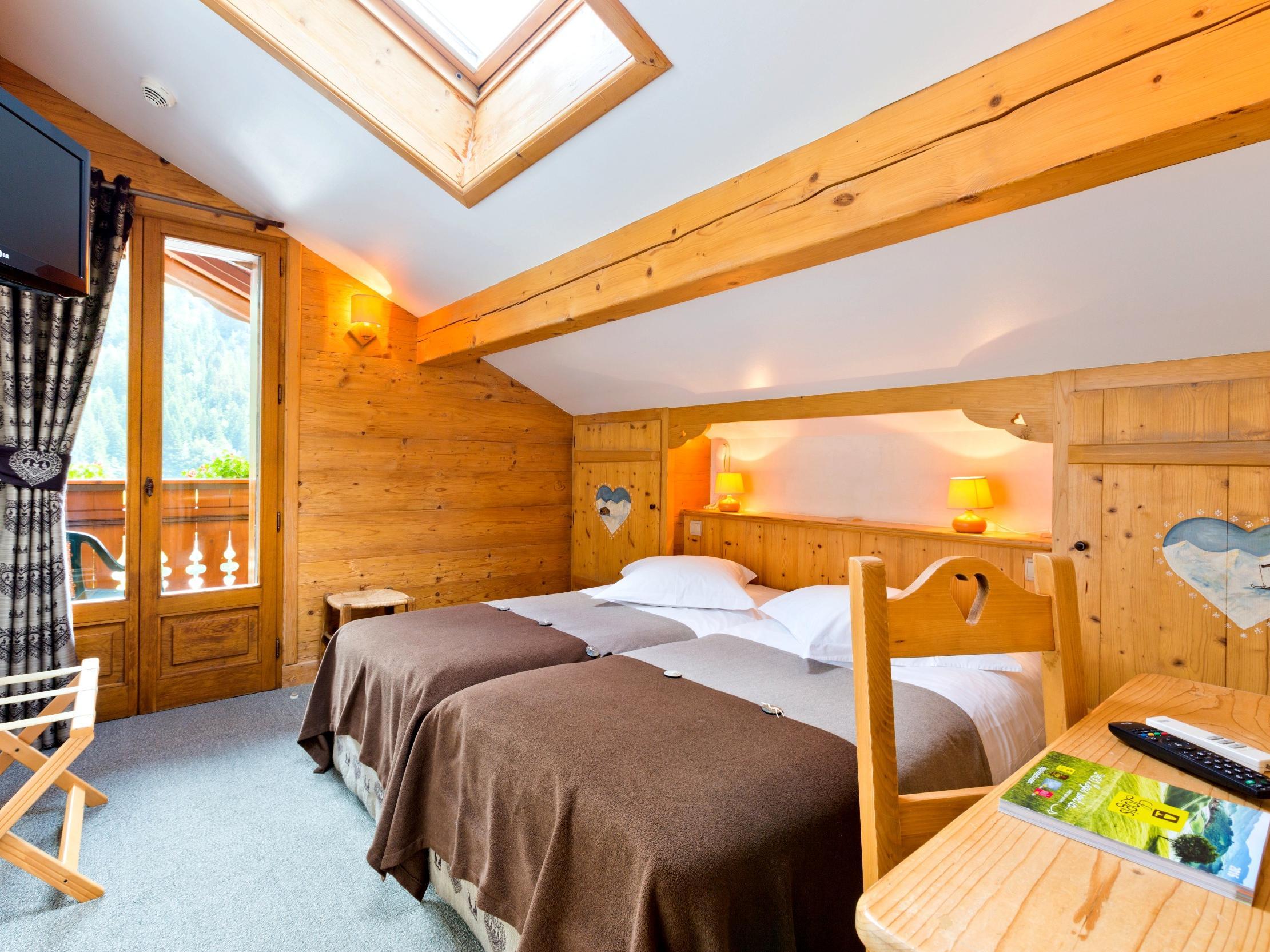 Logis La Croix-Saint-Maurice Ξενοδοχείο Le Grand-Bornand Εξωτερικό φωτογραφία