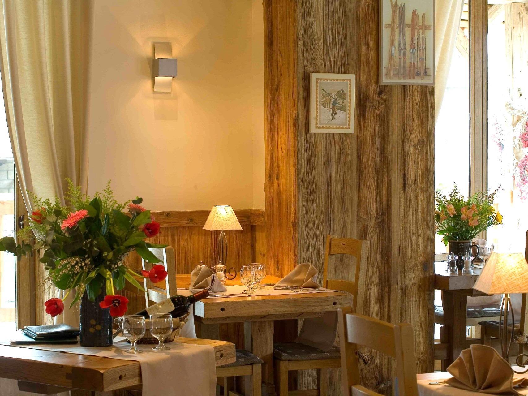 Logis La Croix-Saint-Maurice Ξενοδοχείο Le Grand-Bornand Εξωτερικό φωτογραφία