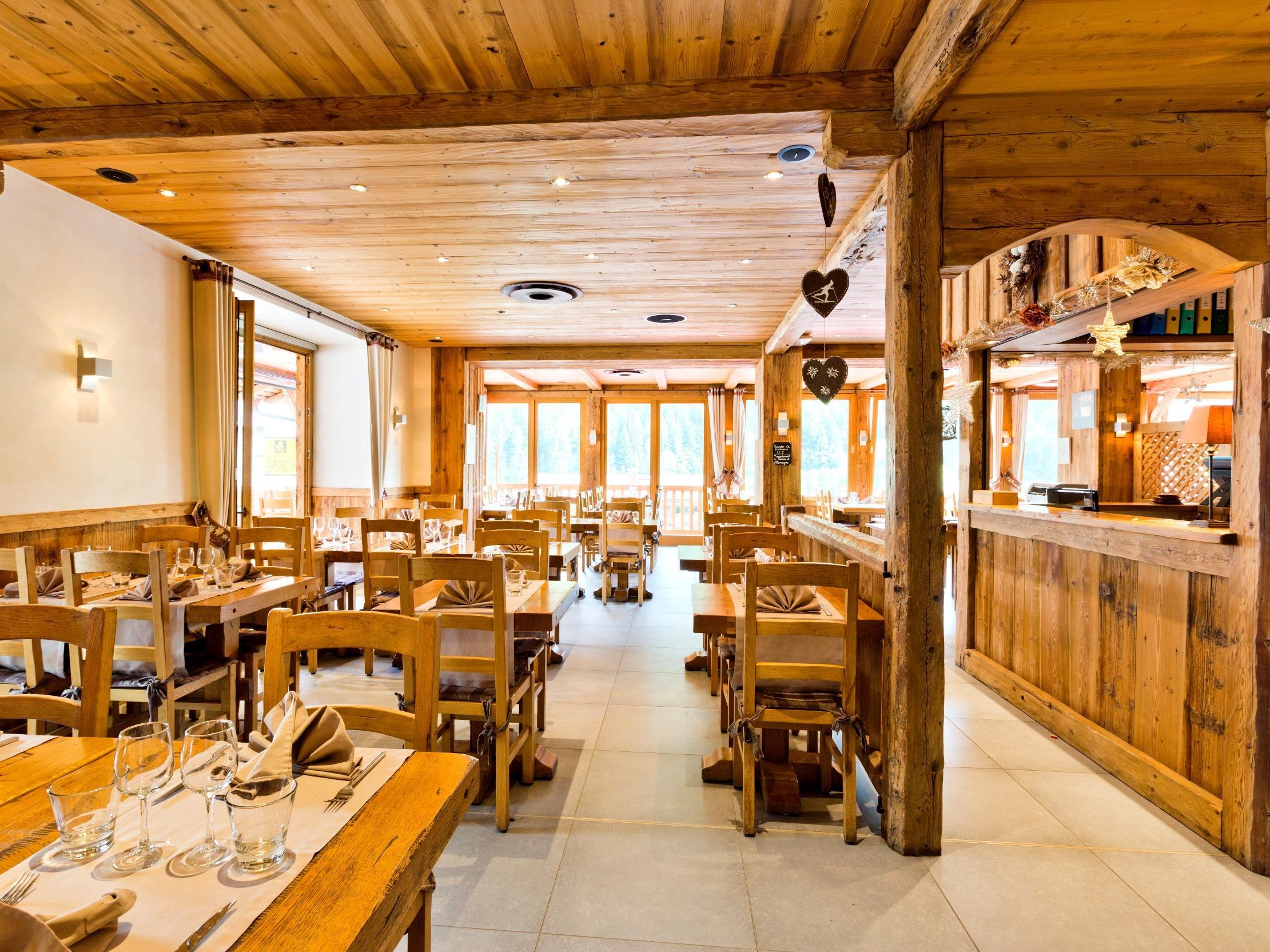 Logis La Croix-Saint-Maurice Ξενοδοχείο Le Grand-Bornand Εξωτερικό φωτογραφία